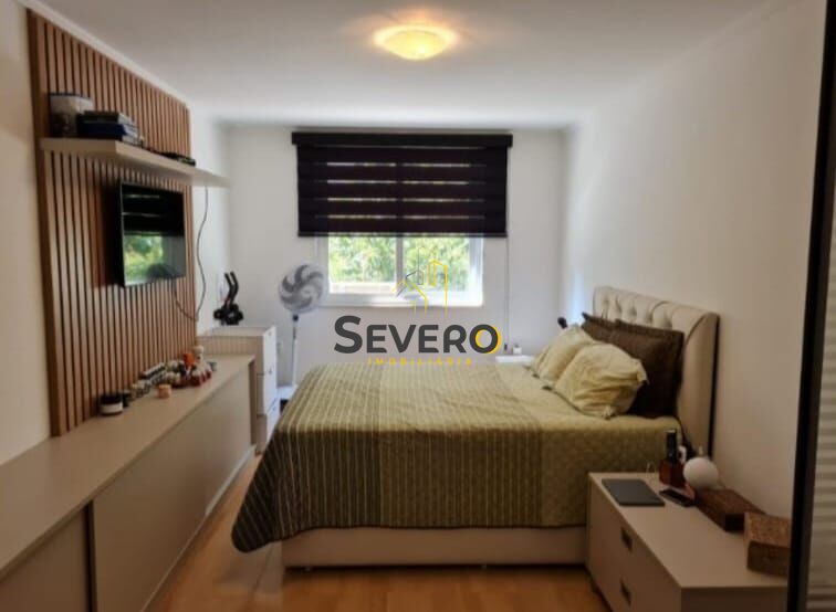 Apartamento à venda com 3 quartos, 140m² - Foto 3