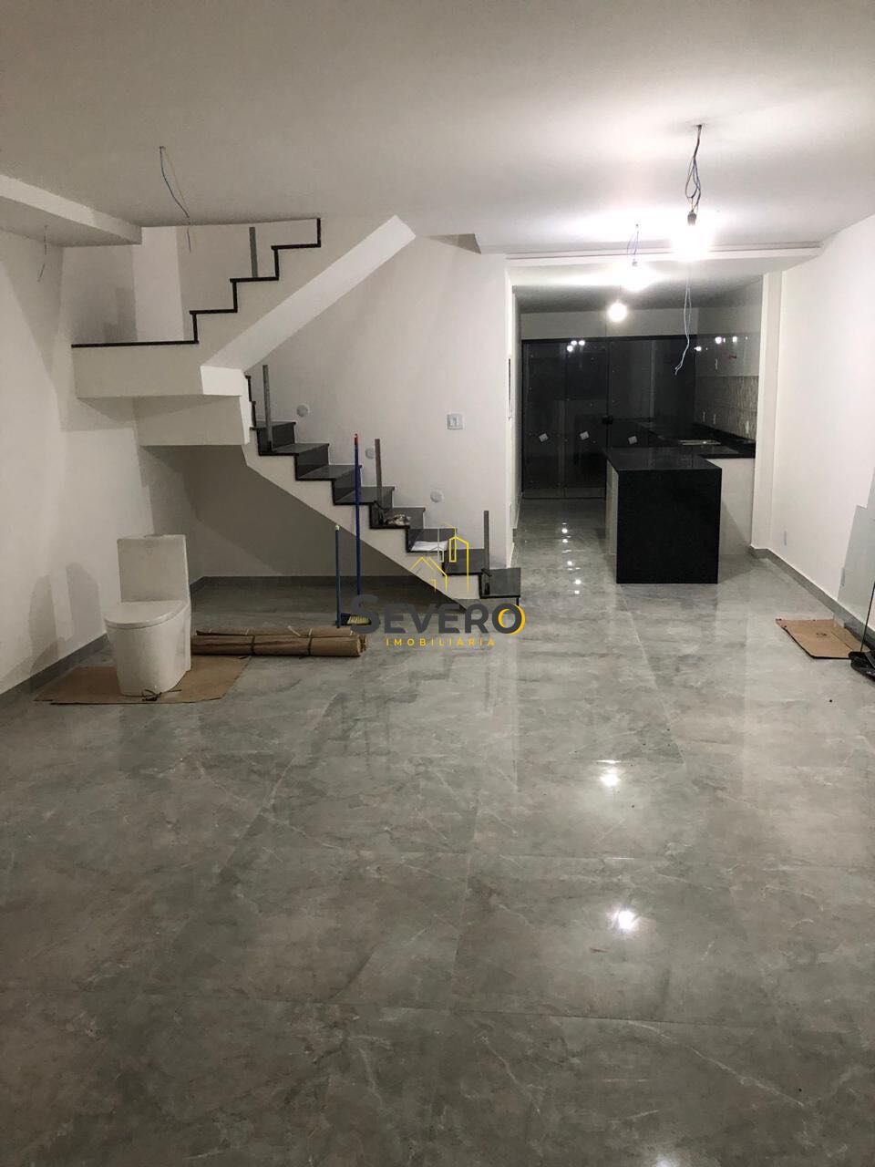 Casa à venda com 3 quartos, 180m² - Foto 6