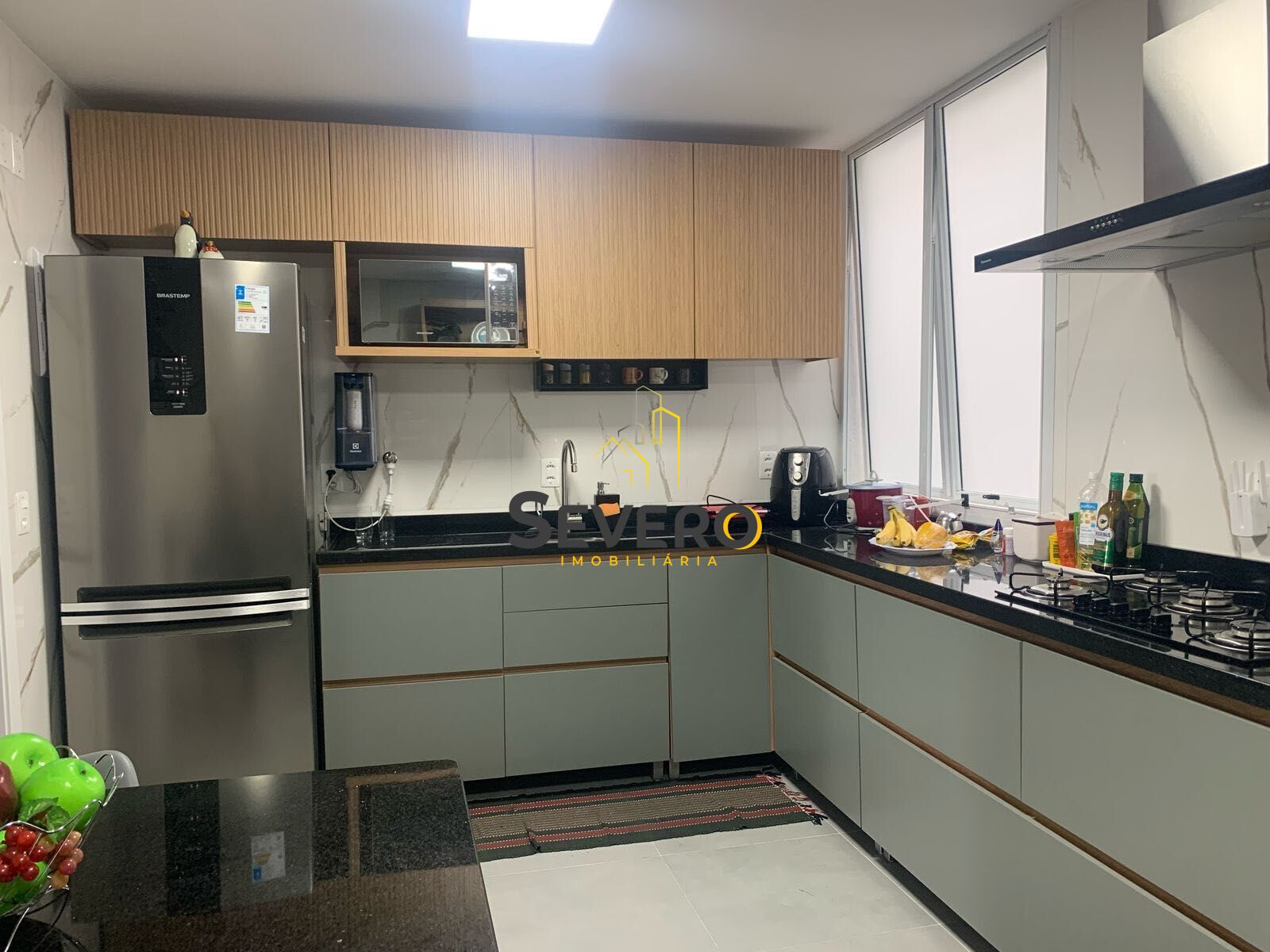 Apartamento à venda com 2 quartos, 105m² - Foto 3