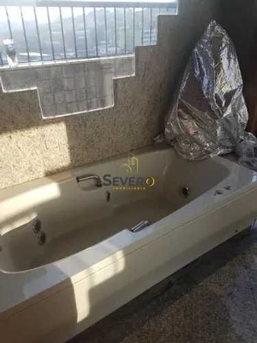 Cobertura à venda com 3 quartos, 200m² - Foto 13