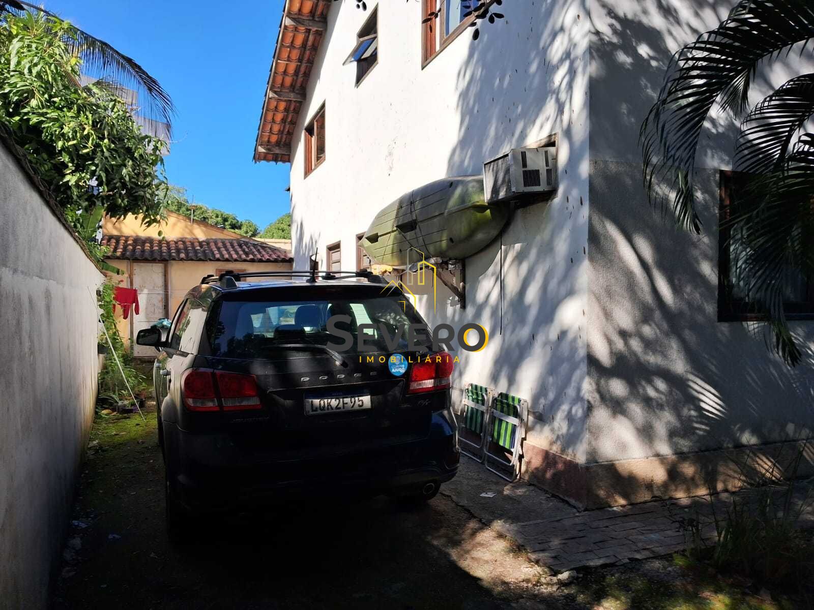 Casa à venda com 3 quartos, 246m² - Foto 16