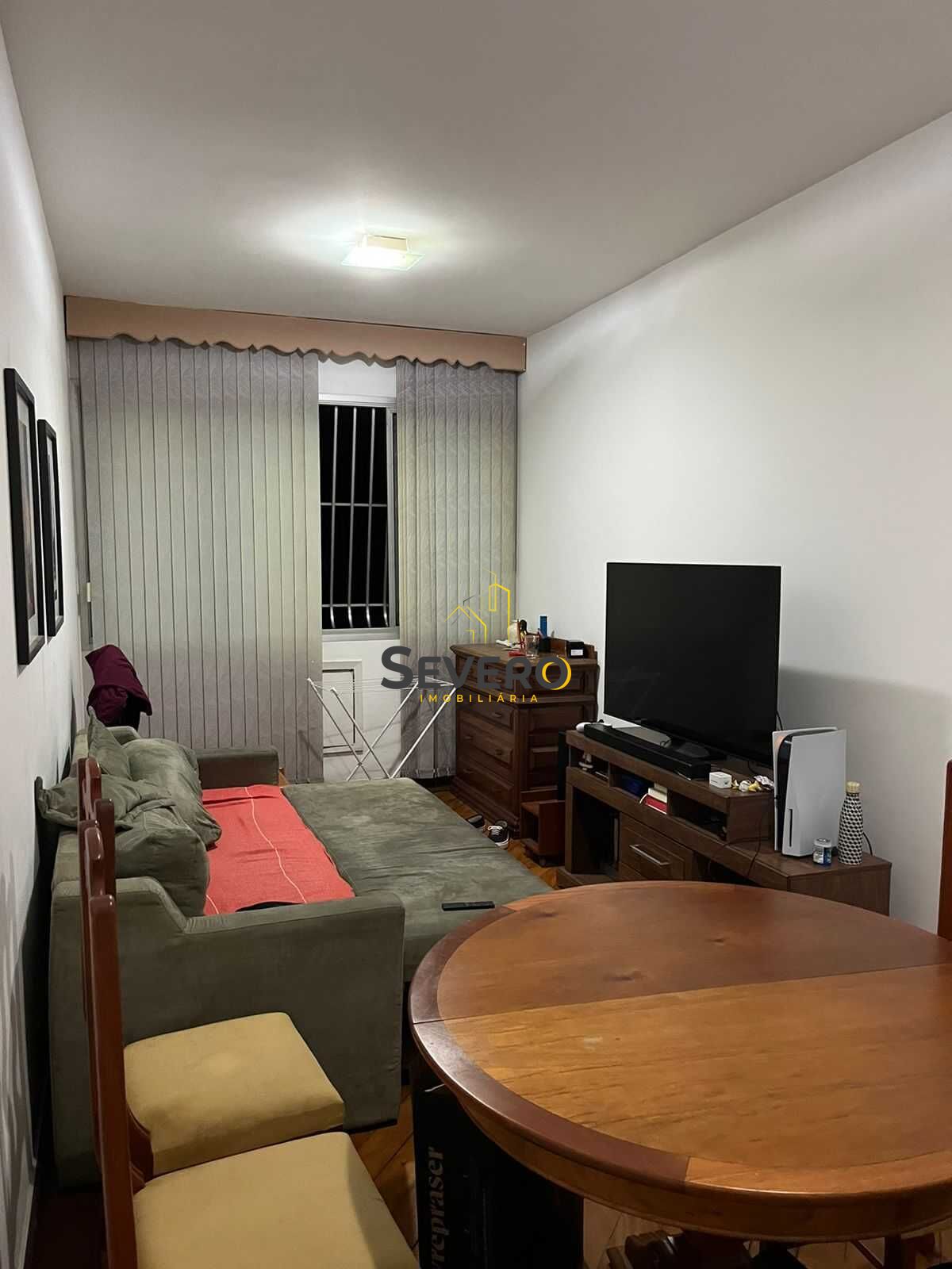 Apartamento à venda com 2 quartos, 75m² - Foto 2