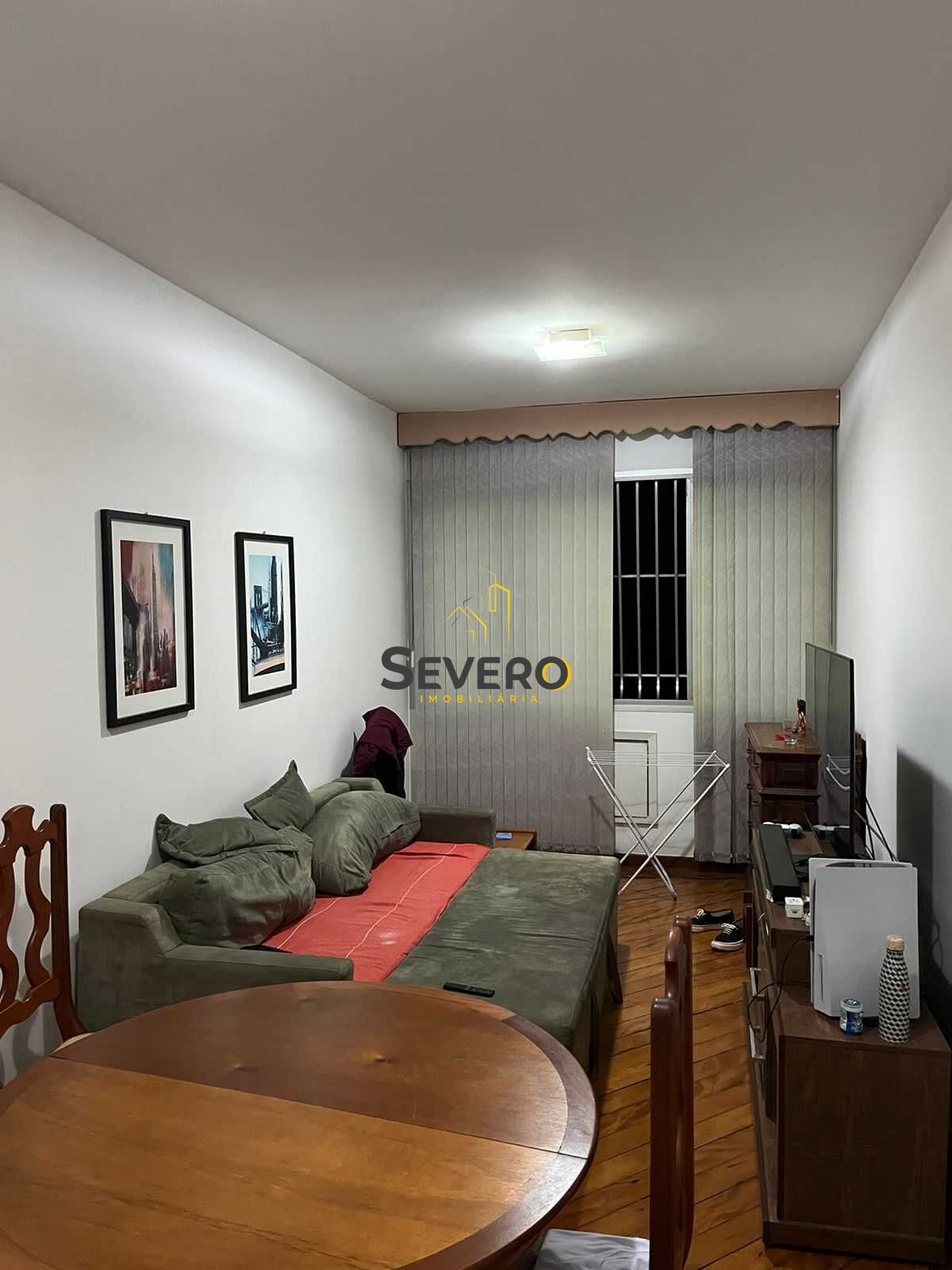 Apartamento à venda com 2 quartos, 75m² - Foto 1