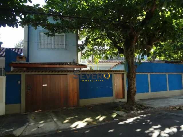 Casa à venda com 5 quartos, 374m² - Foto 5