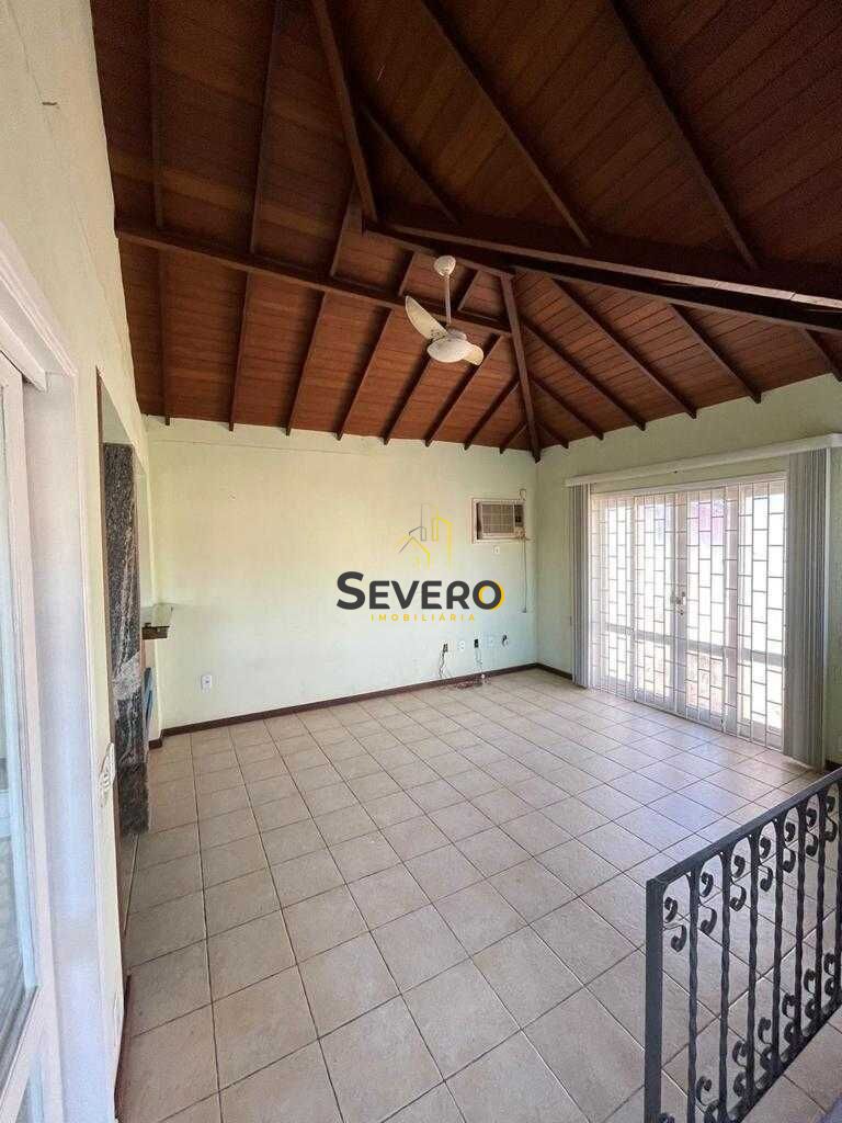 Casa à venda com 4 quartos, 360m² - Foto 9