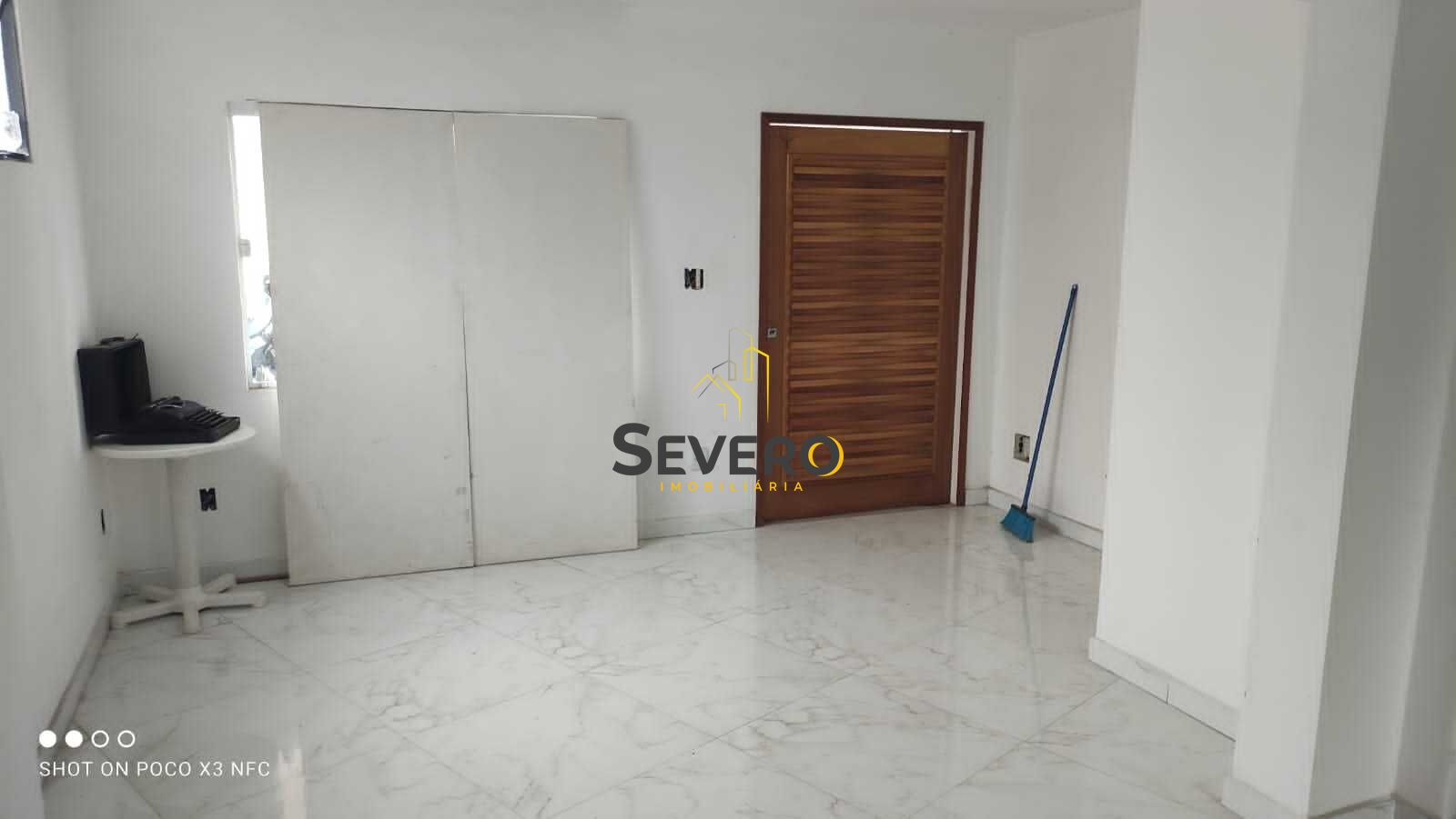 Casa à venda com 5 quartos, 430m² - Foto 12