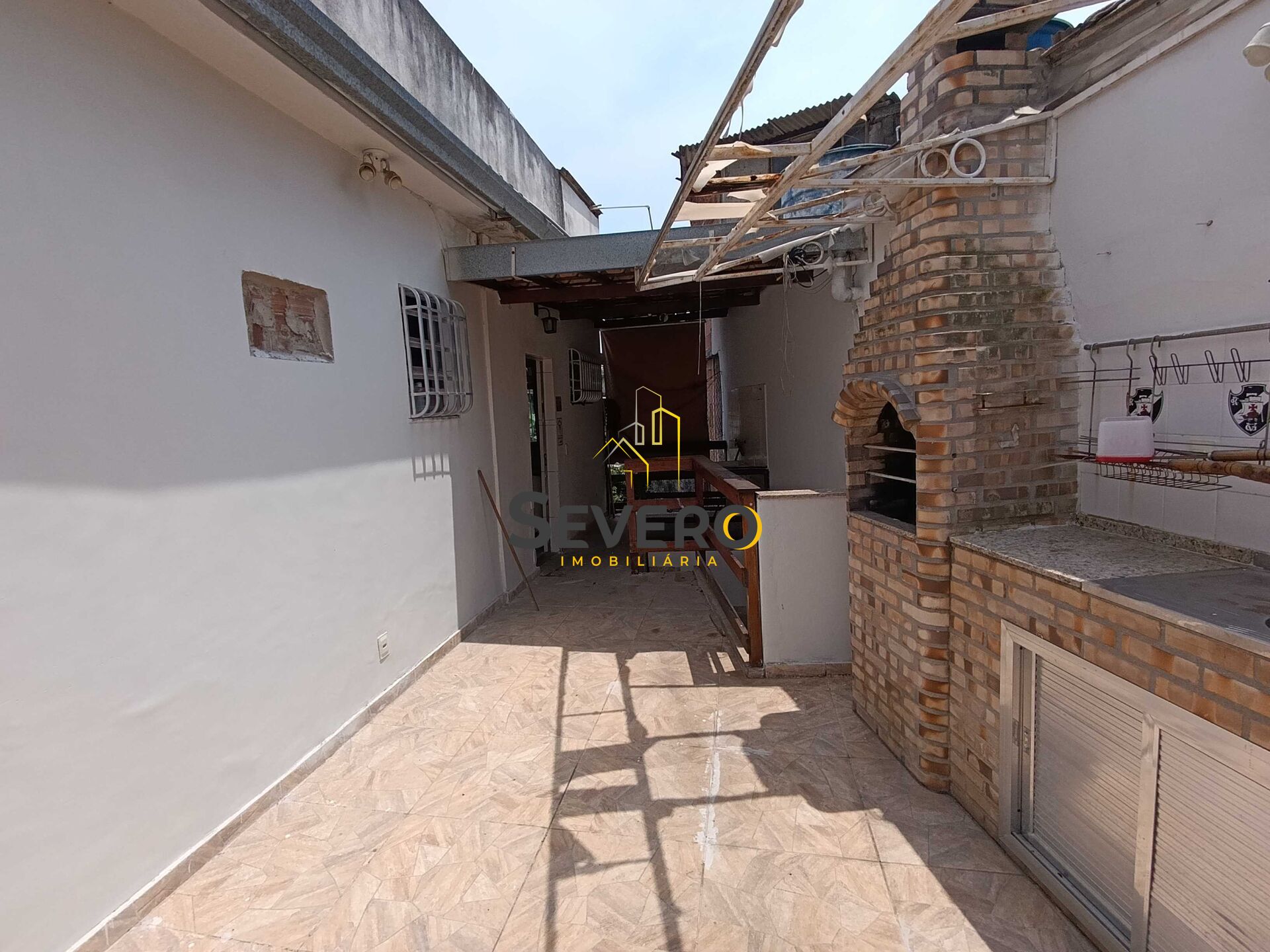 Casa à venda com 2 quartos, 150m² - Foto 18