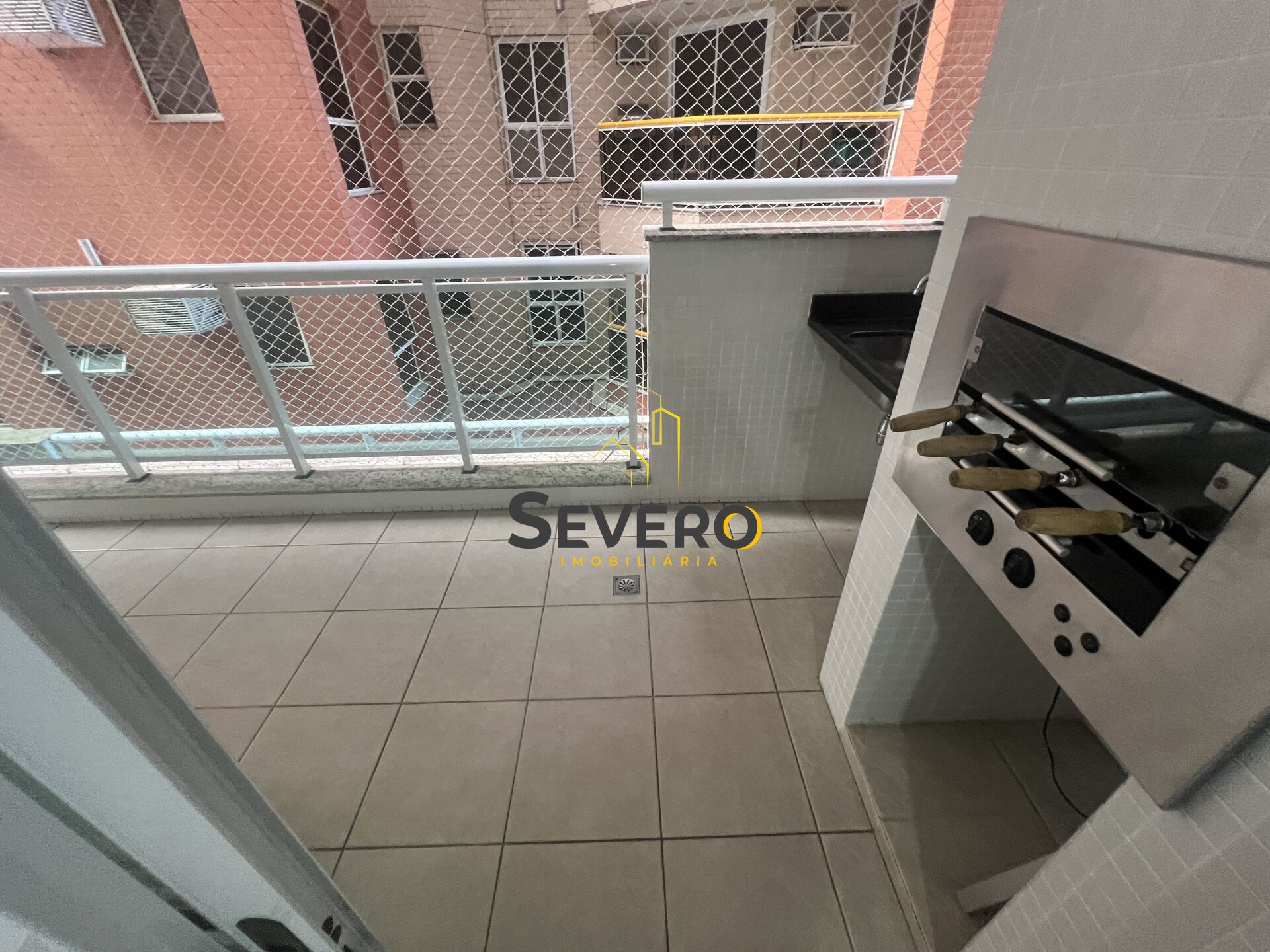 Apartamento à venda com 3 quartos, 110m² - Foto 4