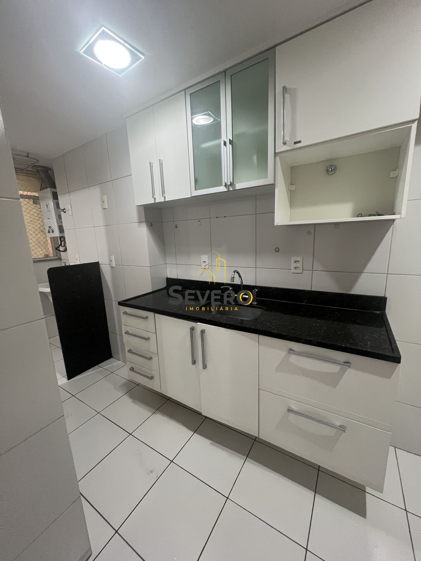 Apartamento à venda com 3 quartos, 110m² - Foto 8