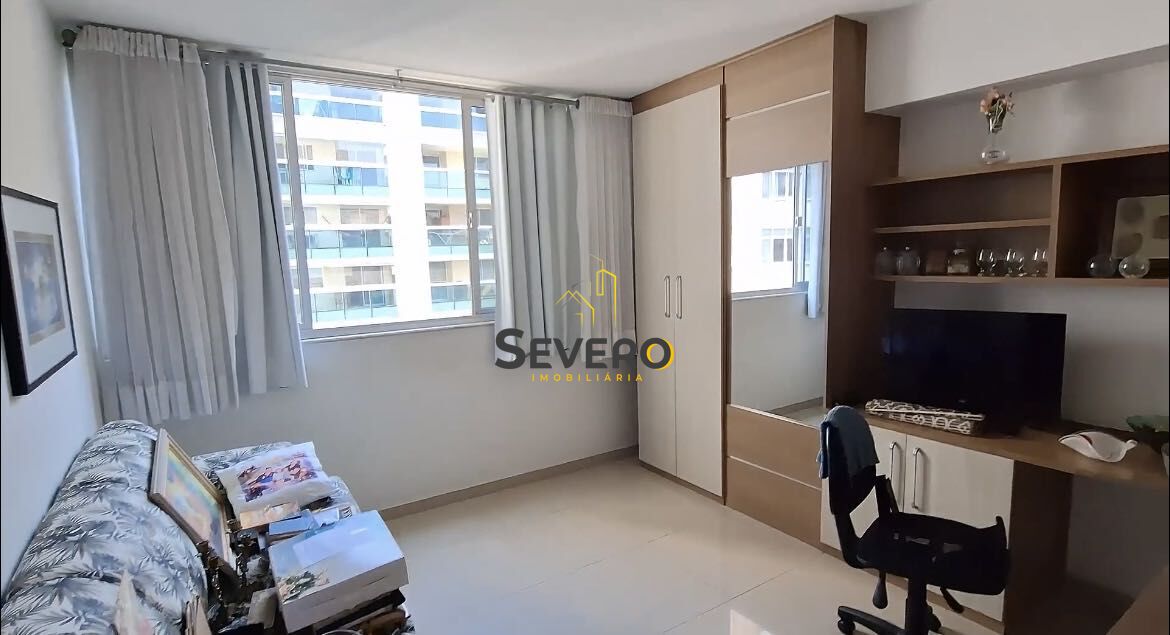 Apartamento à venda com 3 quartos, 180m² - Foto 12