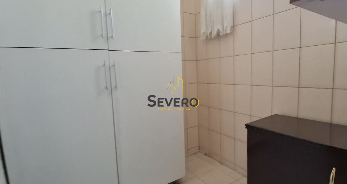Apartamento à venda com 3 quartos, 180m² - Foto 11