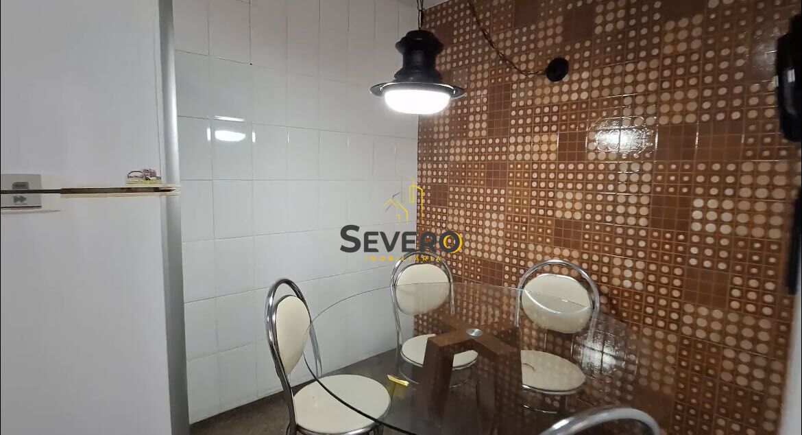 Apartamento à venda com 3 quartos, 180m² - Foto 8