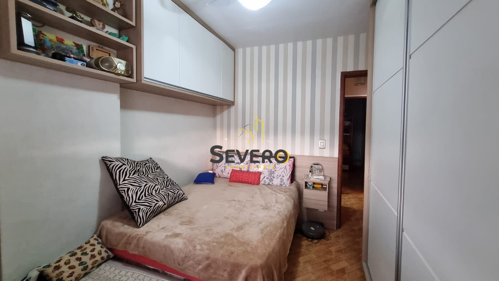 Apartamento à venda com 2 quartos, 80m² - Foto 15