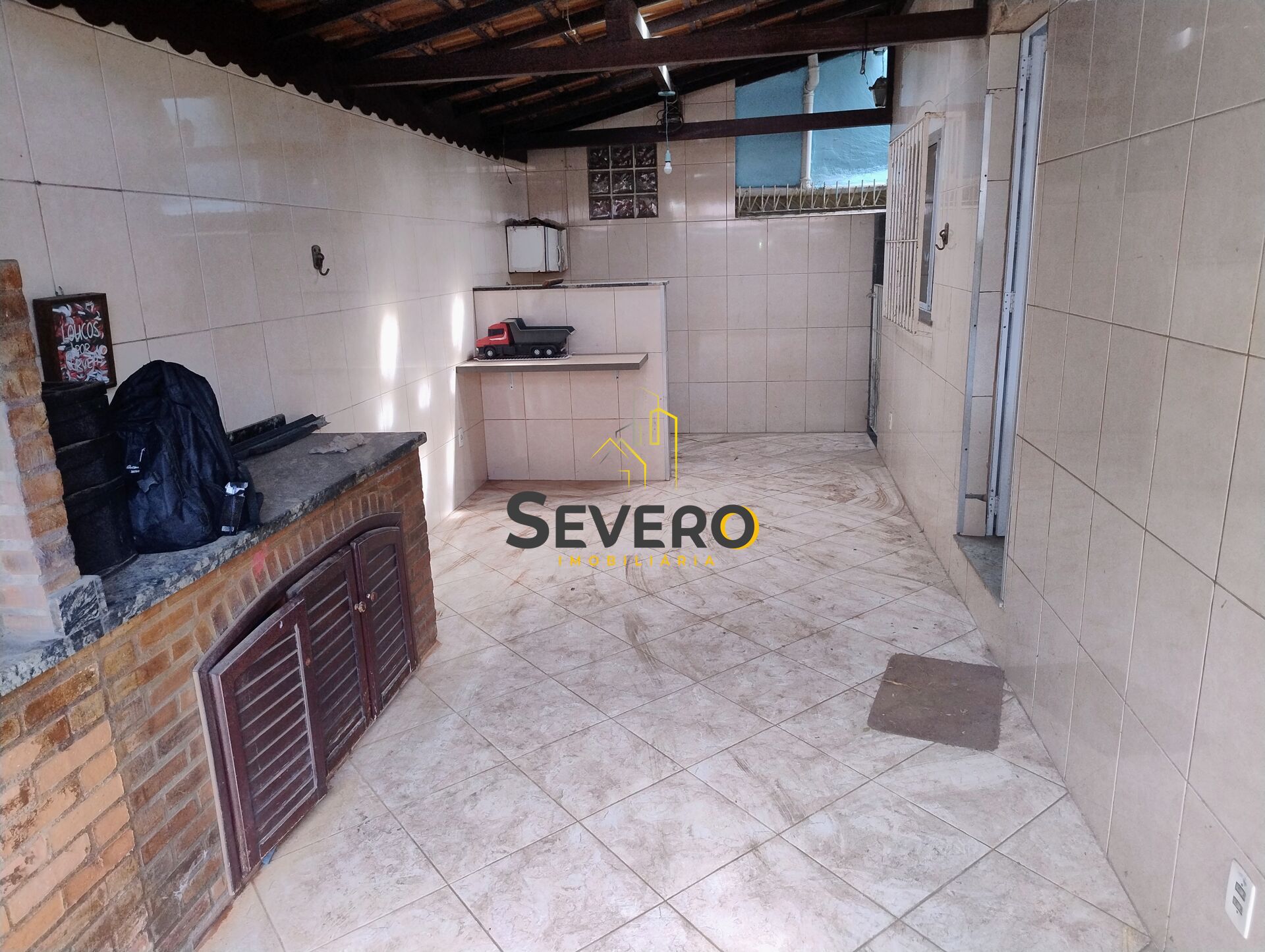 Casa à venda com 3 quartos, 90m² - Foto 20