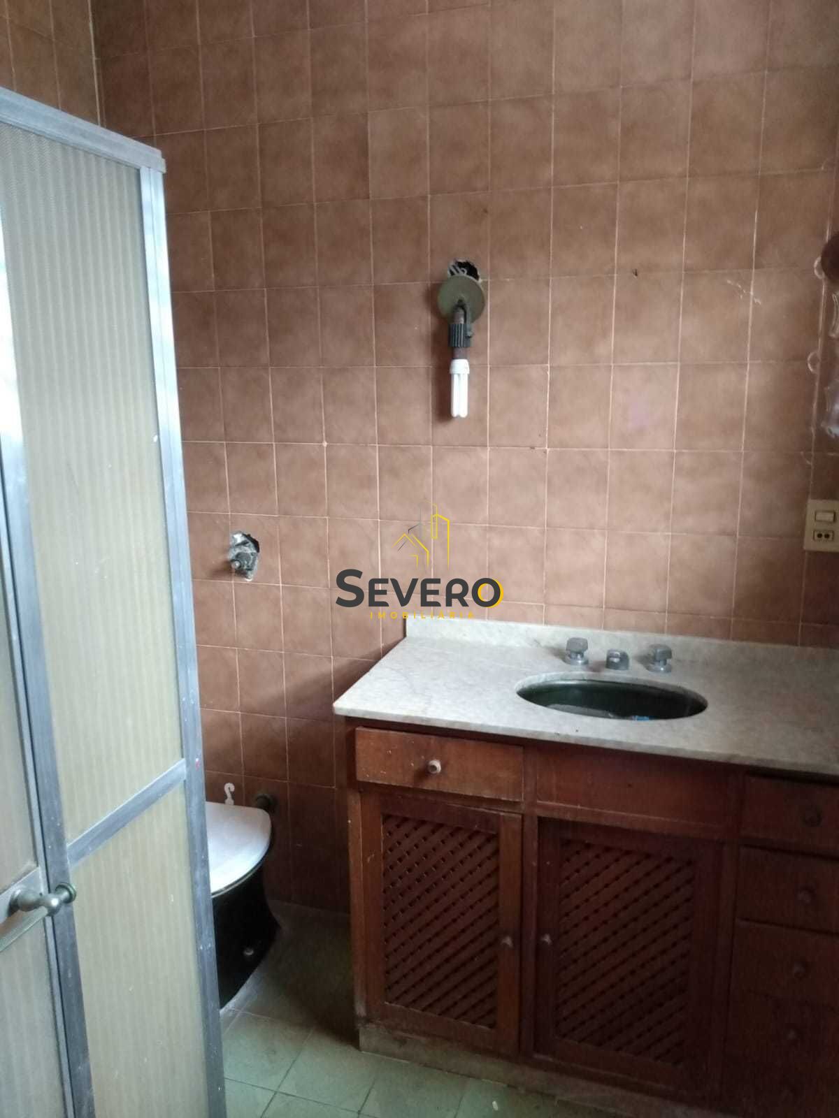 Casa à venda com 4 quartos, 460m² - Foto 13