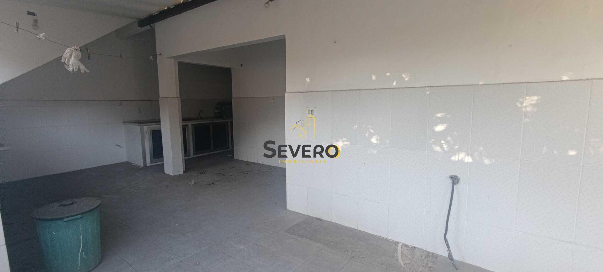 Casa à venda com 3 quartos, 290m² - Foto 15