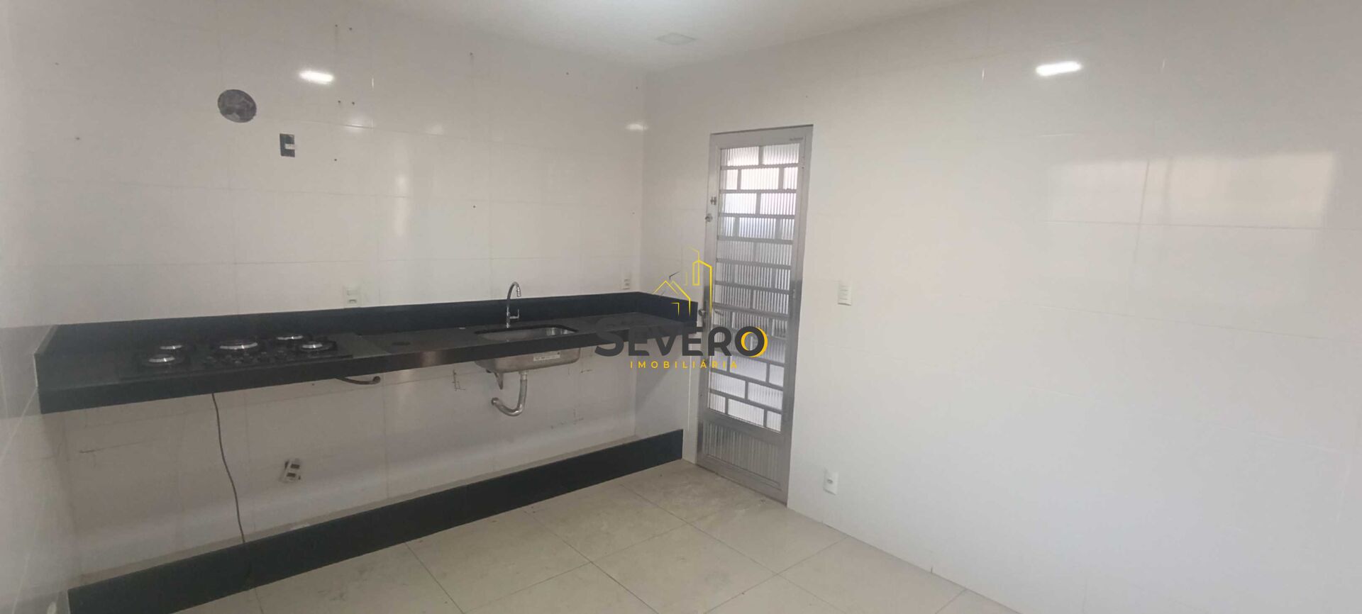 Casa à venda com 3 quartos, 290m² - Foto 13