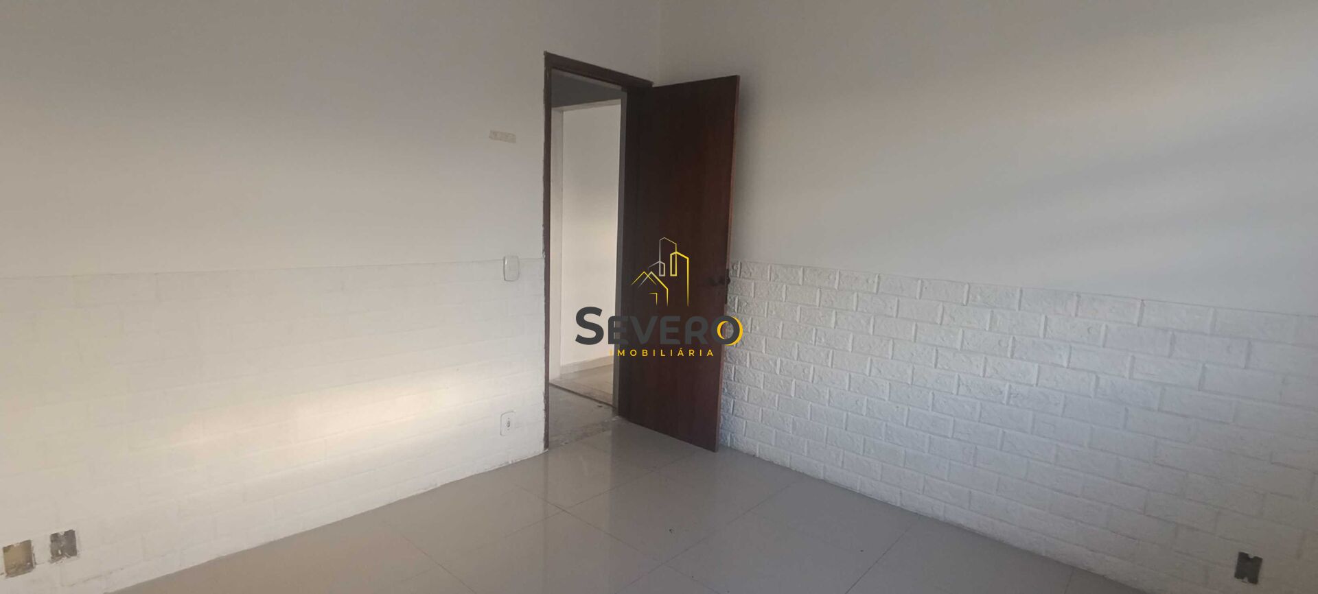 Casa à venda com 3 quartos, 290m² - Foto 8