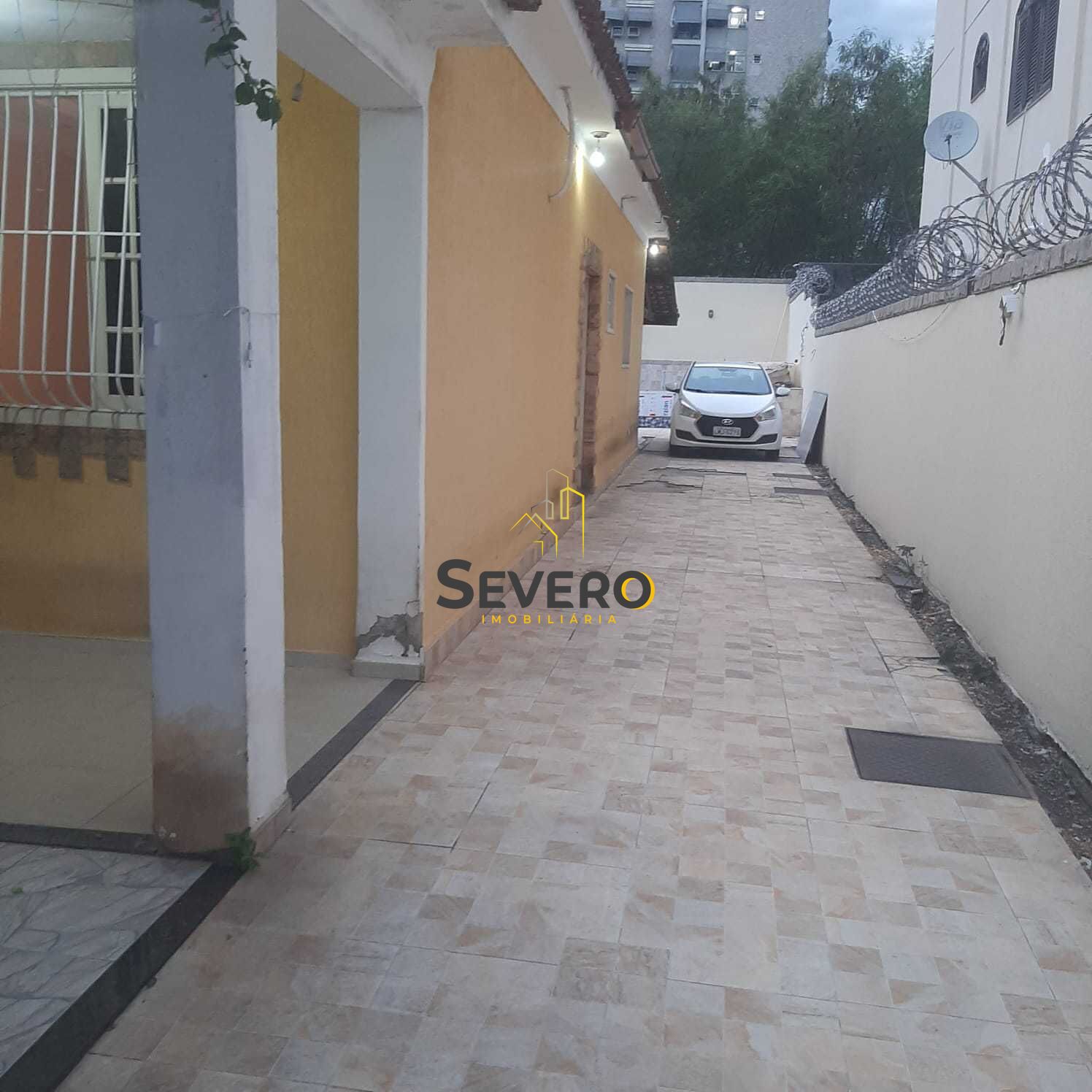 Casa à venda com 2 quartos, 127m² - Foto 4