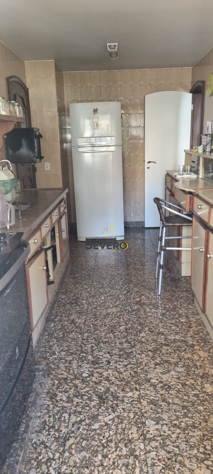 Apartamento à venda com 4 quartos, 180m² - Foto 18