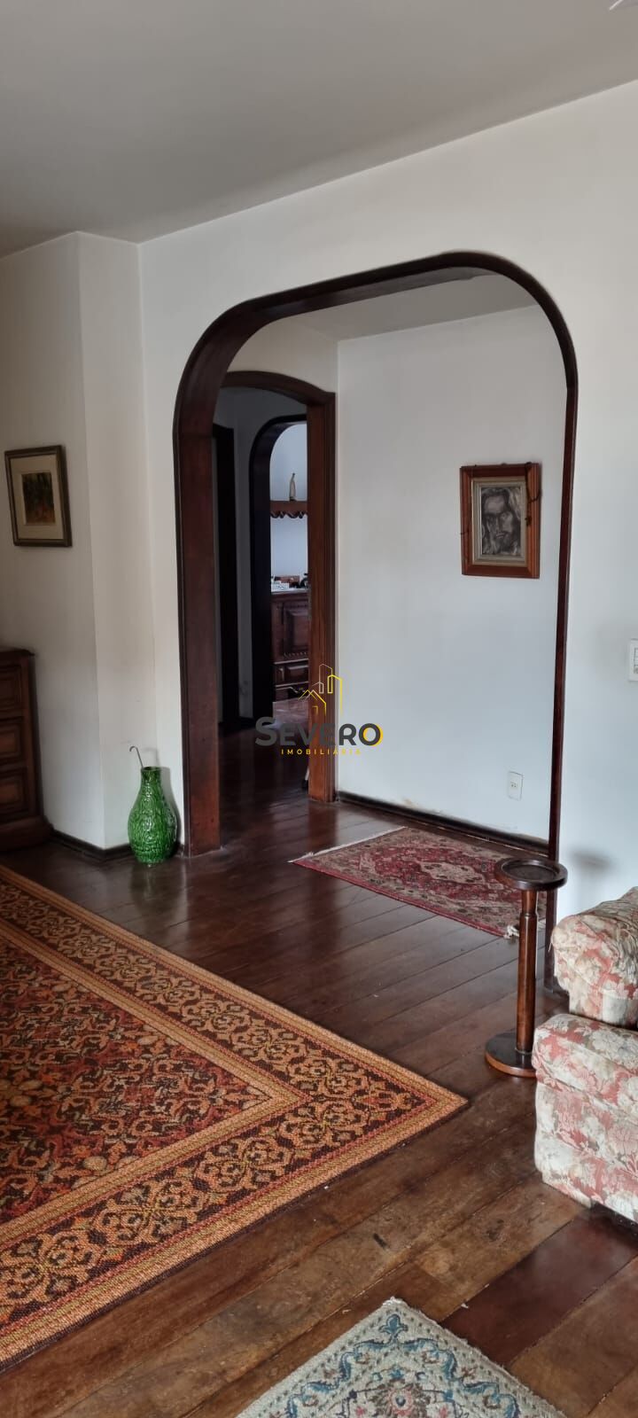 Apartamento à venda com 4 quartos, 180m² - Foto 10