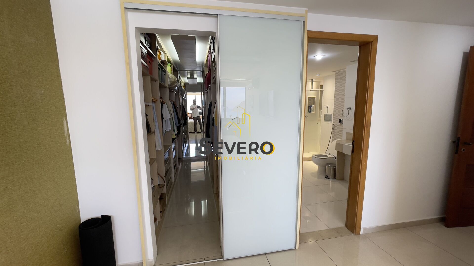 Apartamento à venda com 4 quartos, 229m² - Foto 40