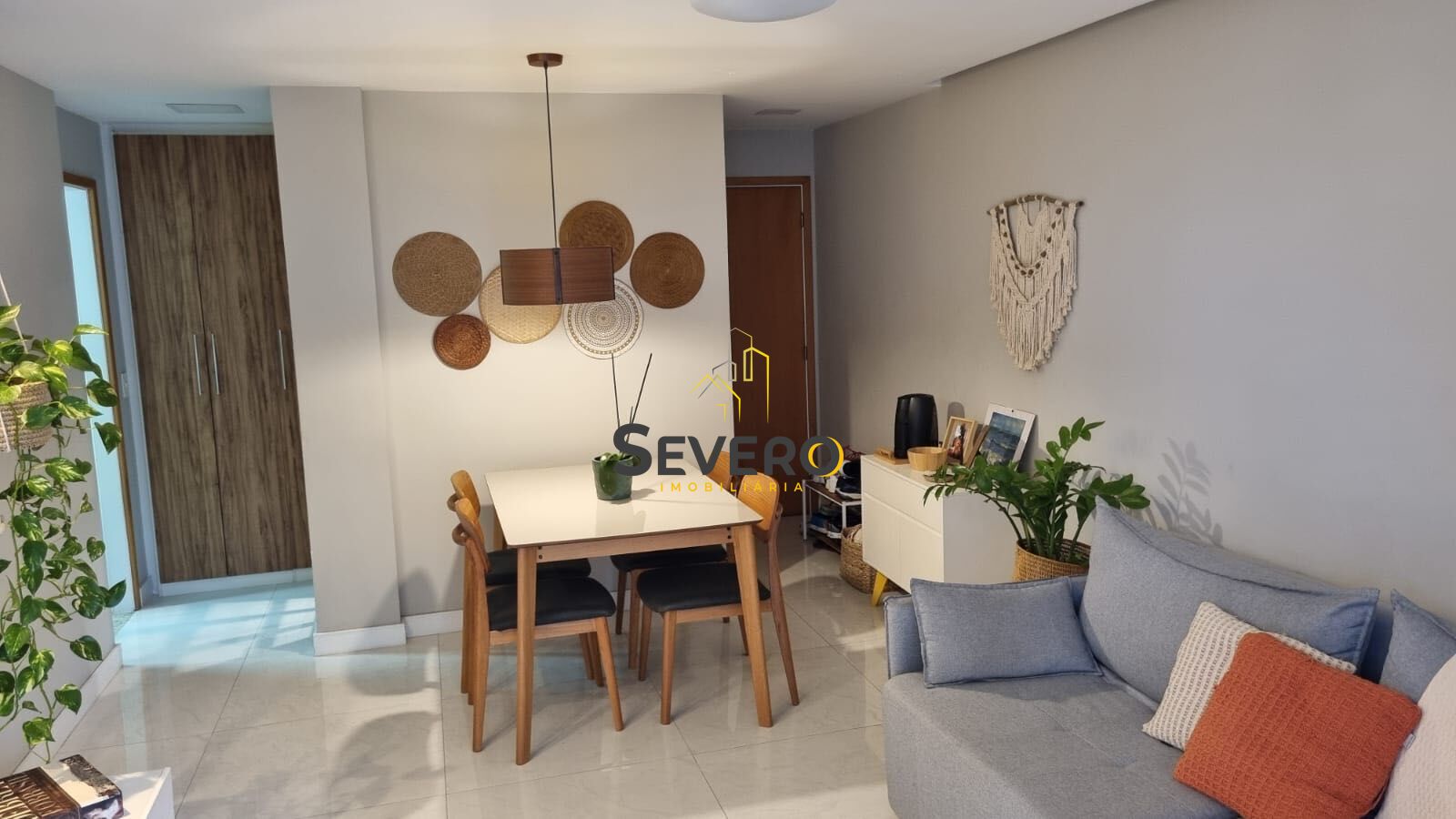 Apartamento à venda com 2 quartos, 90m² - Foto 4