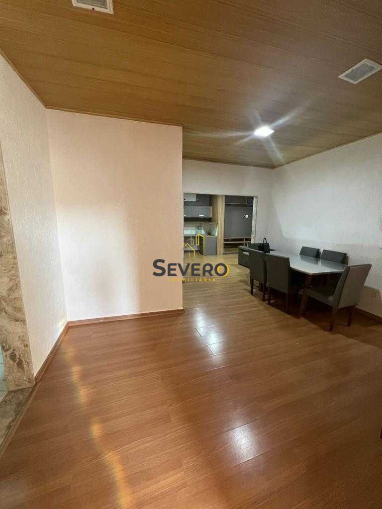 Casa à venda com 4 quartos, 1800m² - Foto 19