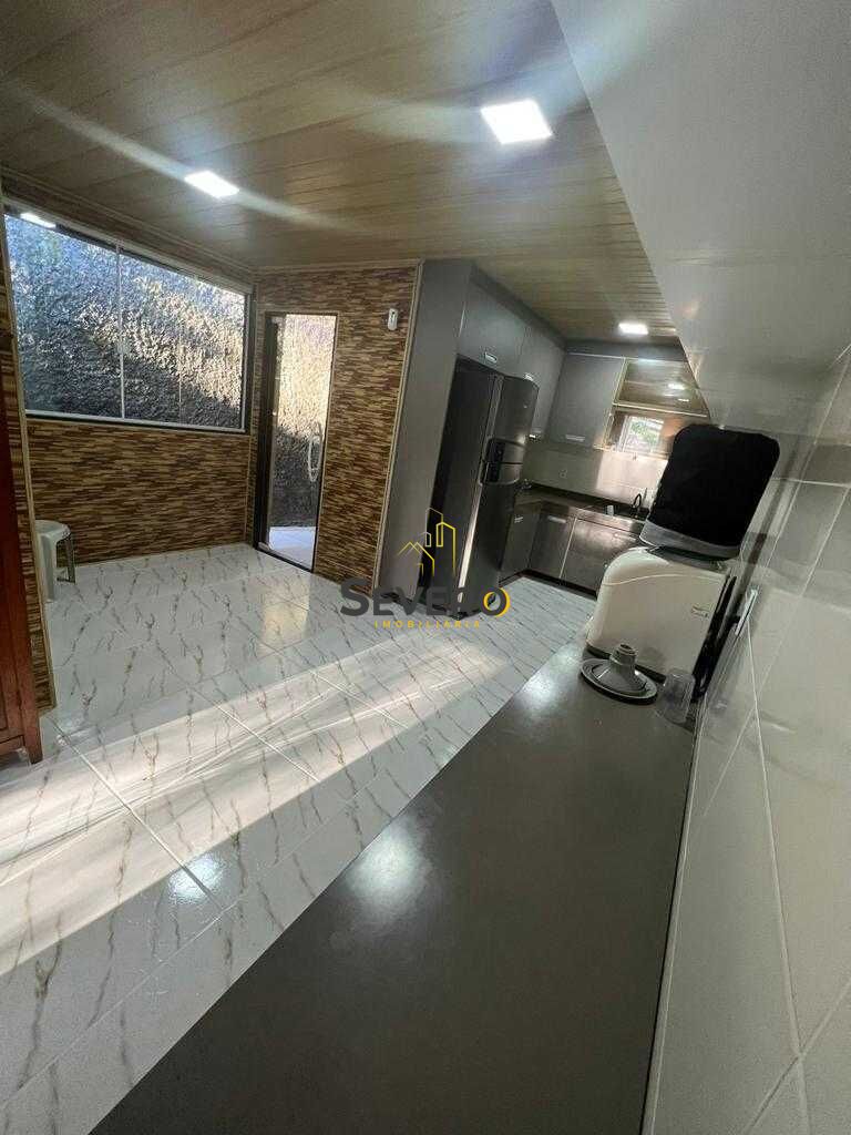 Casa à venda com 4 quartos, 1800m² - Foto 21