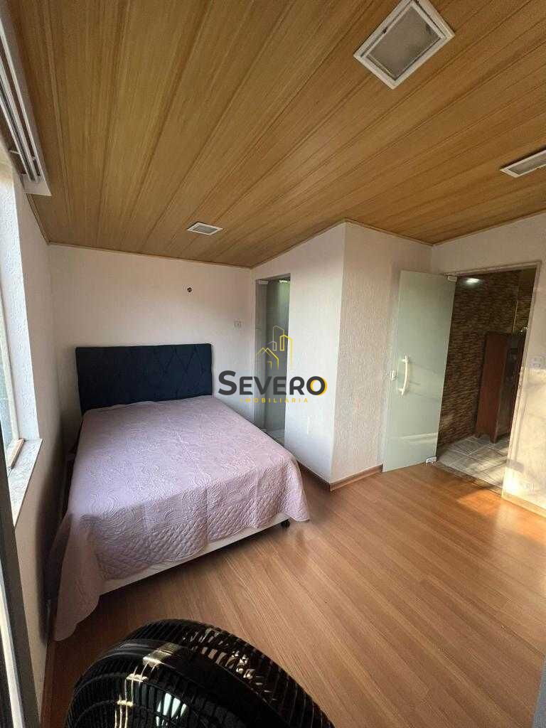 Casa à venda com 4 quartos, 1800m² - Foto 15