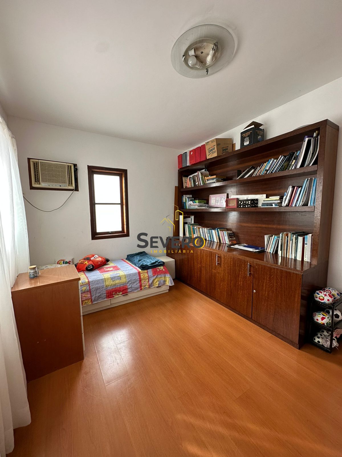 Casa à venda com 3 quartos, 360m² - Foto 19