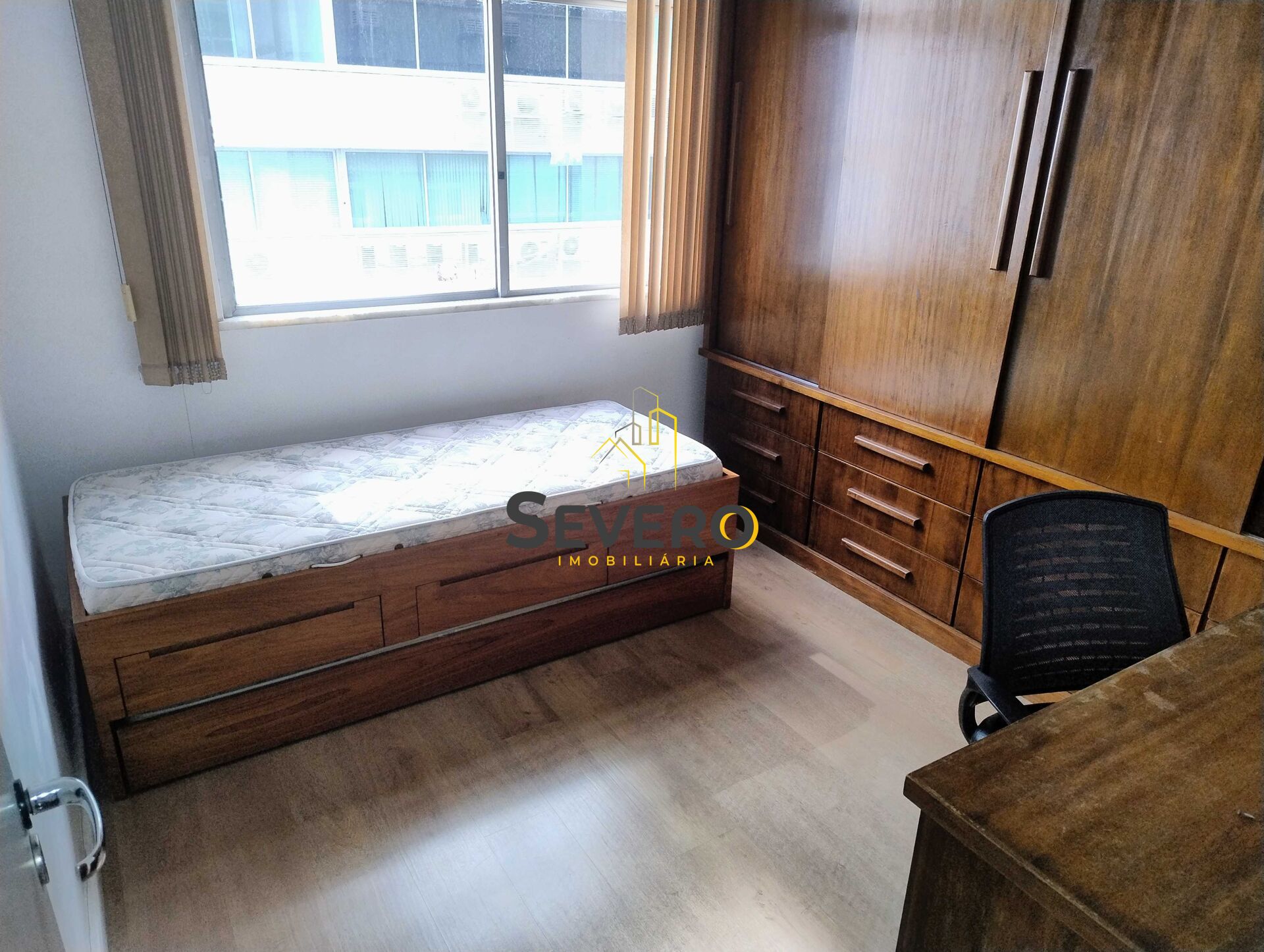 Apartamento à venda com 3 quartos, 100m² - Foto 9