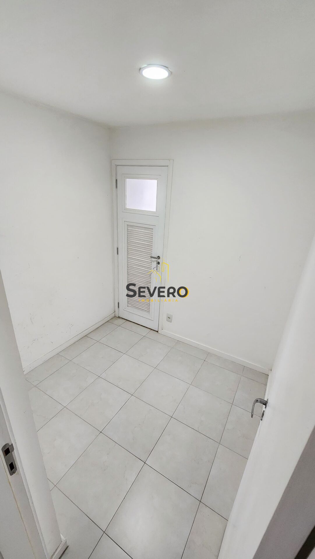 Apartamento à venda com 2 quartos, 95m² - Foto 9