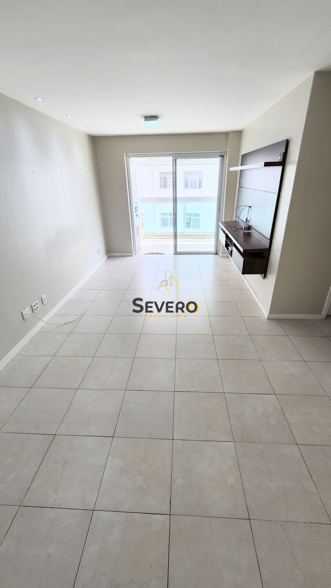 Apartamento à venda com 2 quartos, 95m² - Foto 4