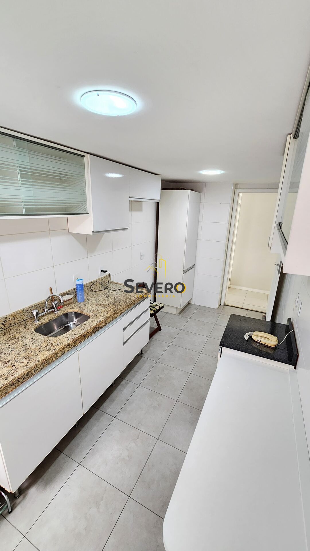 Apartamento à venda com 2 quartos, 95m² - Foto 20