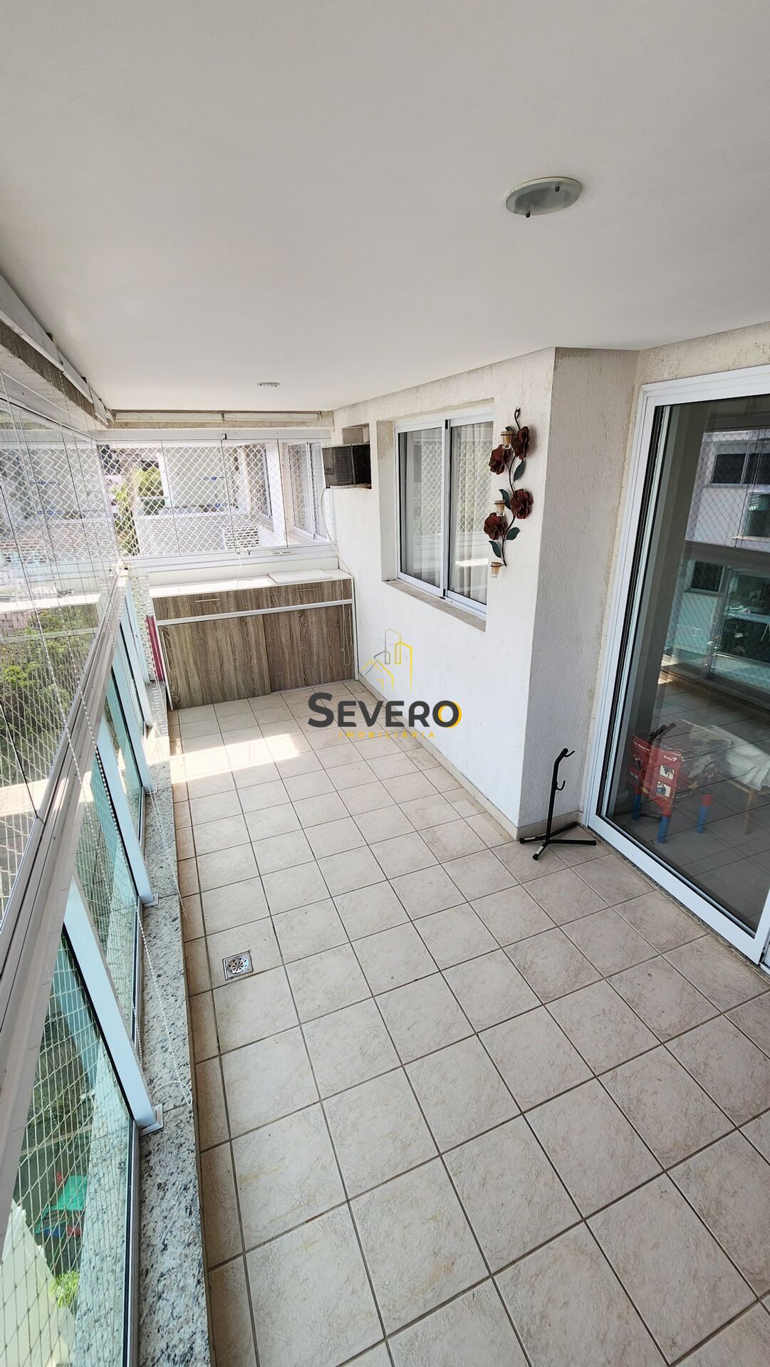 Apartamento à venda com 2 quartos, 95m² - Foto 3