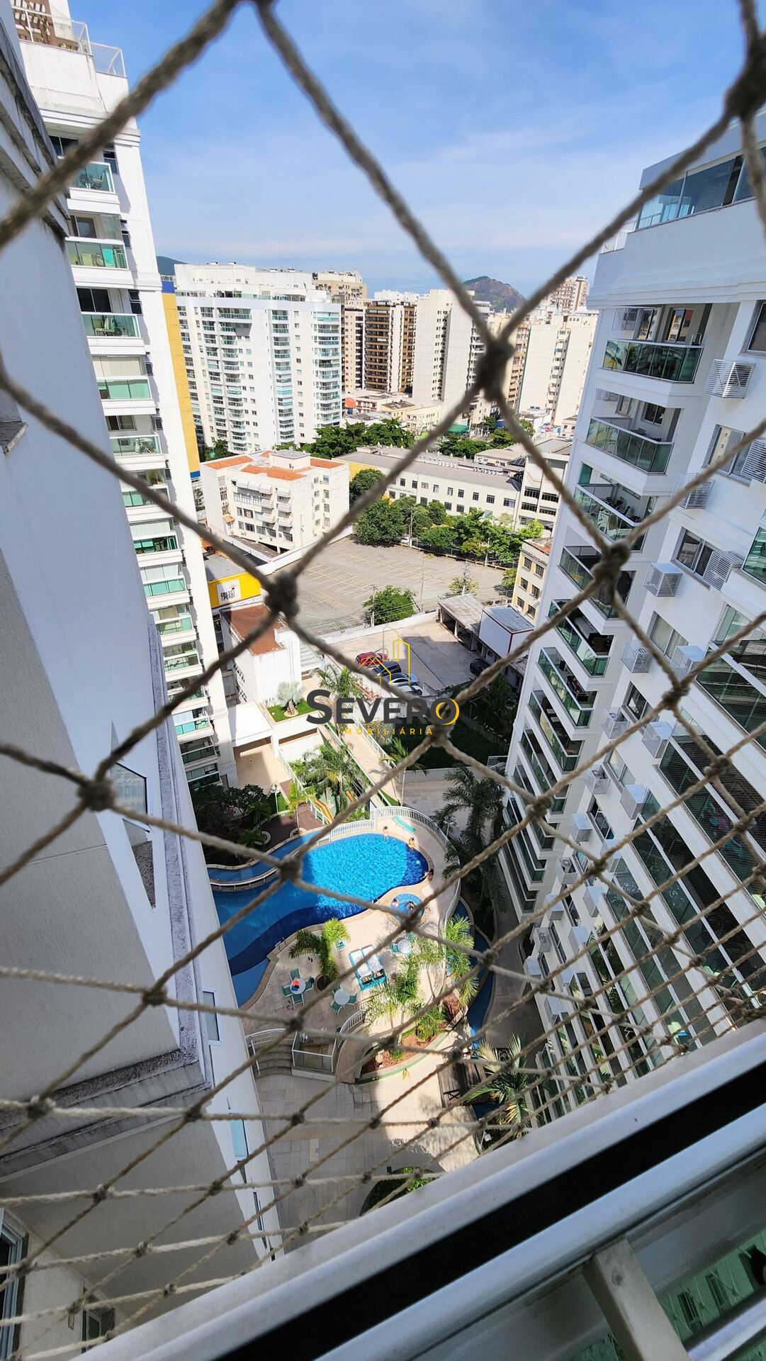 Apartamento à venda com 2 quartos, 95m² - Foto 2