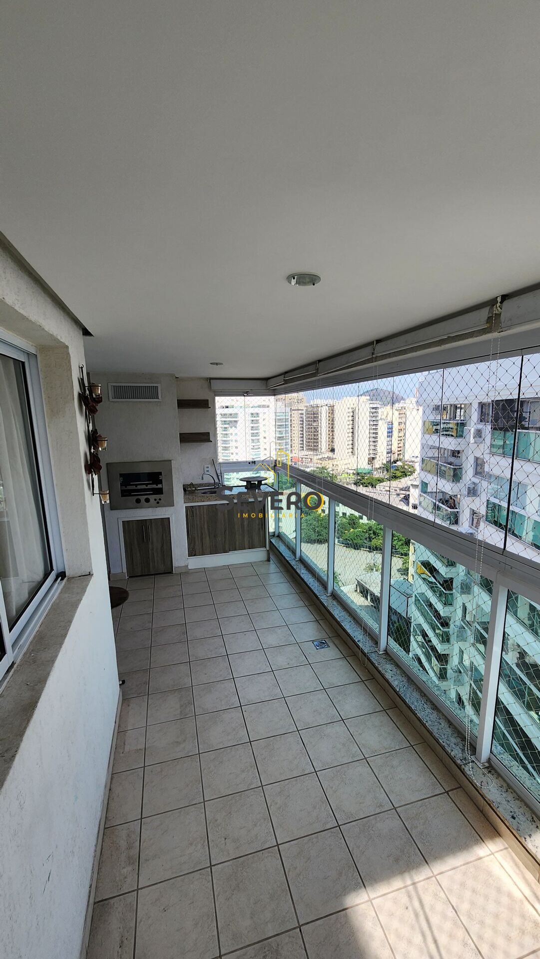 Apartamento à venda com 2 quartos, 95m² - Foto 1
