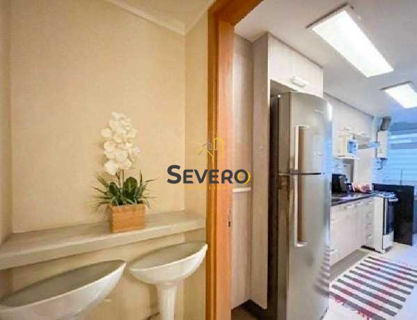 Apartamento à venda com 2 quartos, 79m² - Foto 19