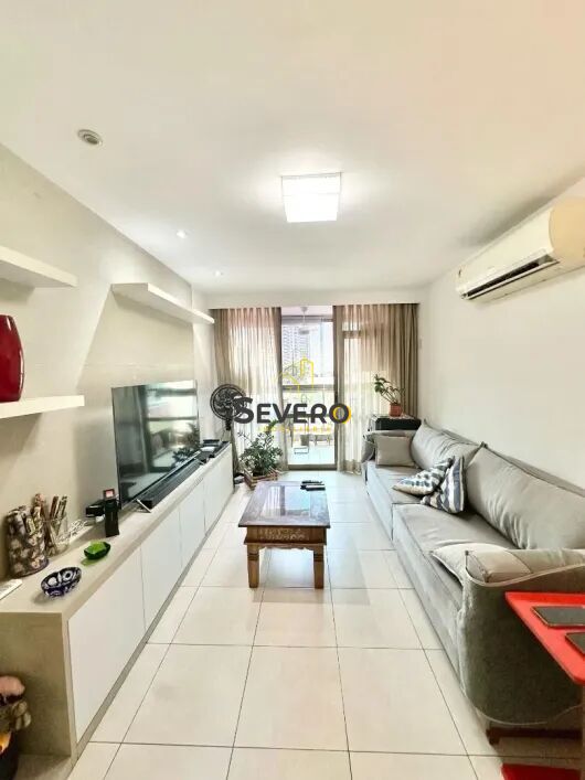 Apartamento à venda com 3 quartos, 154m² - Foto 3