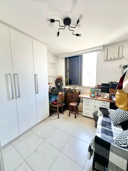 Apartamento à venda com 3 quartos, 154m² - Foto 11