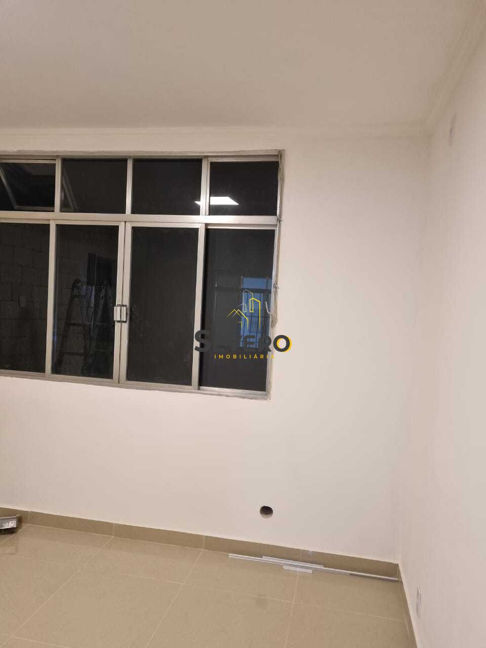 Apartamento à venda com 2 quartos, 65m² - Foto 4