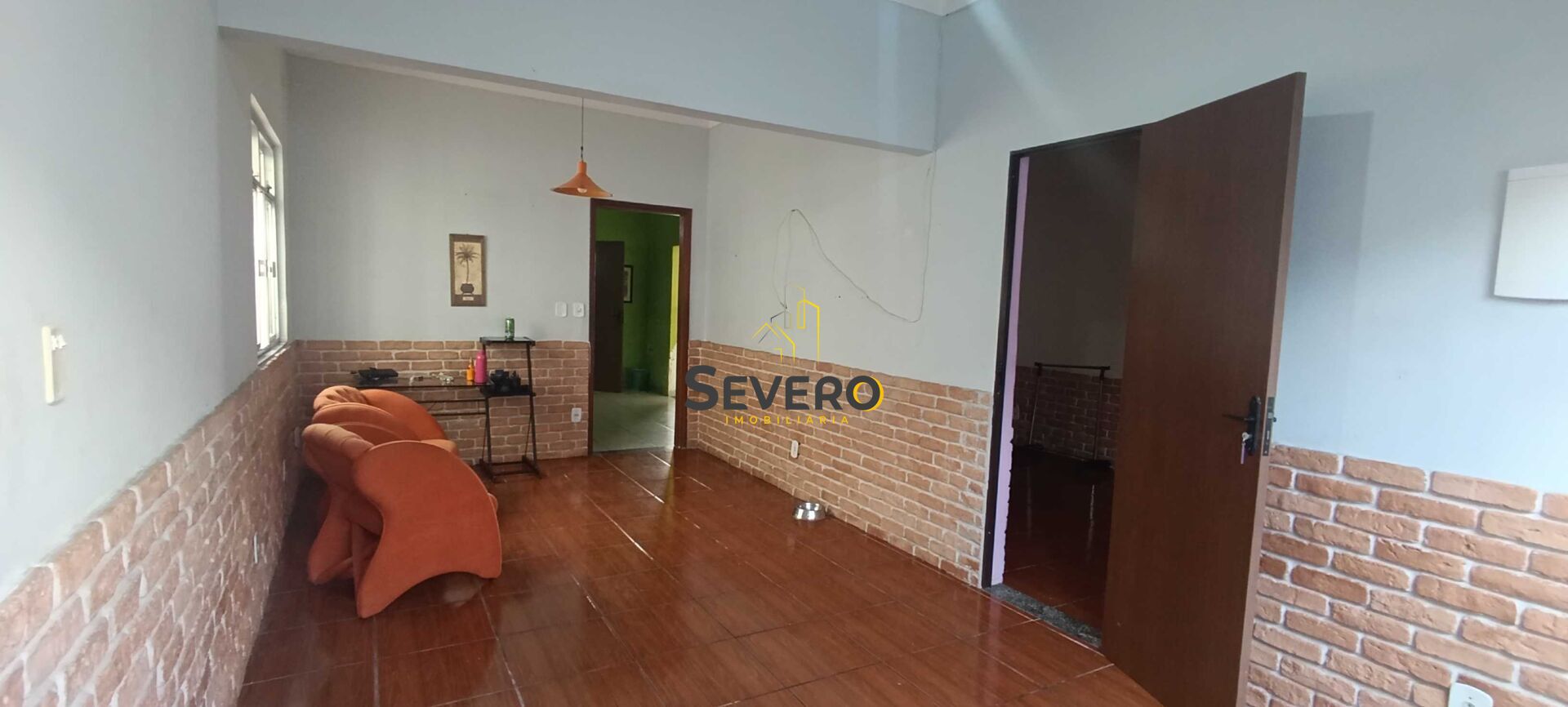 Casa à venda com 2 quartos, 120m² - Foto 2