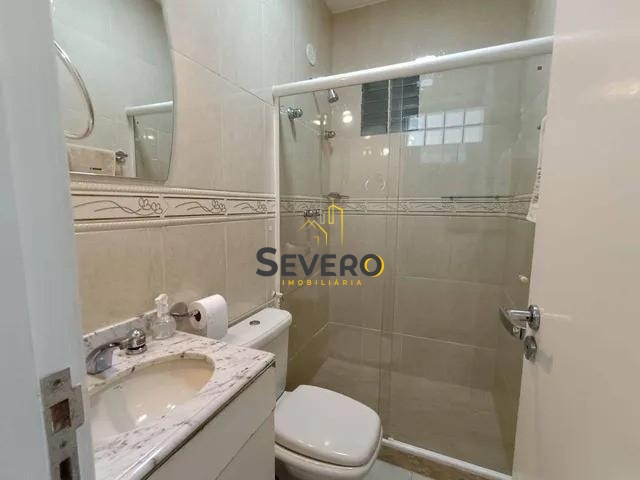 Casa à venda com 3 quartos, 180m² - Foto 3