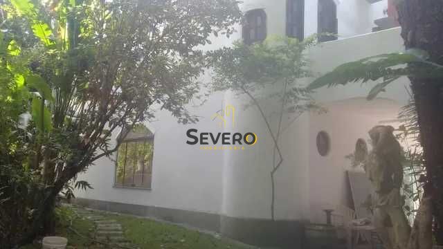 Casa à venda com 4 quartos, 330m² - Foto 20