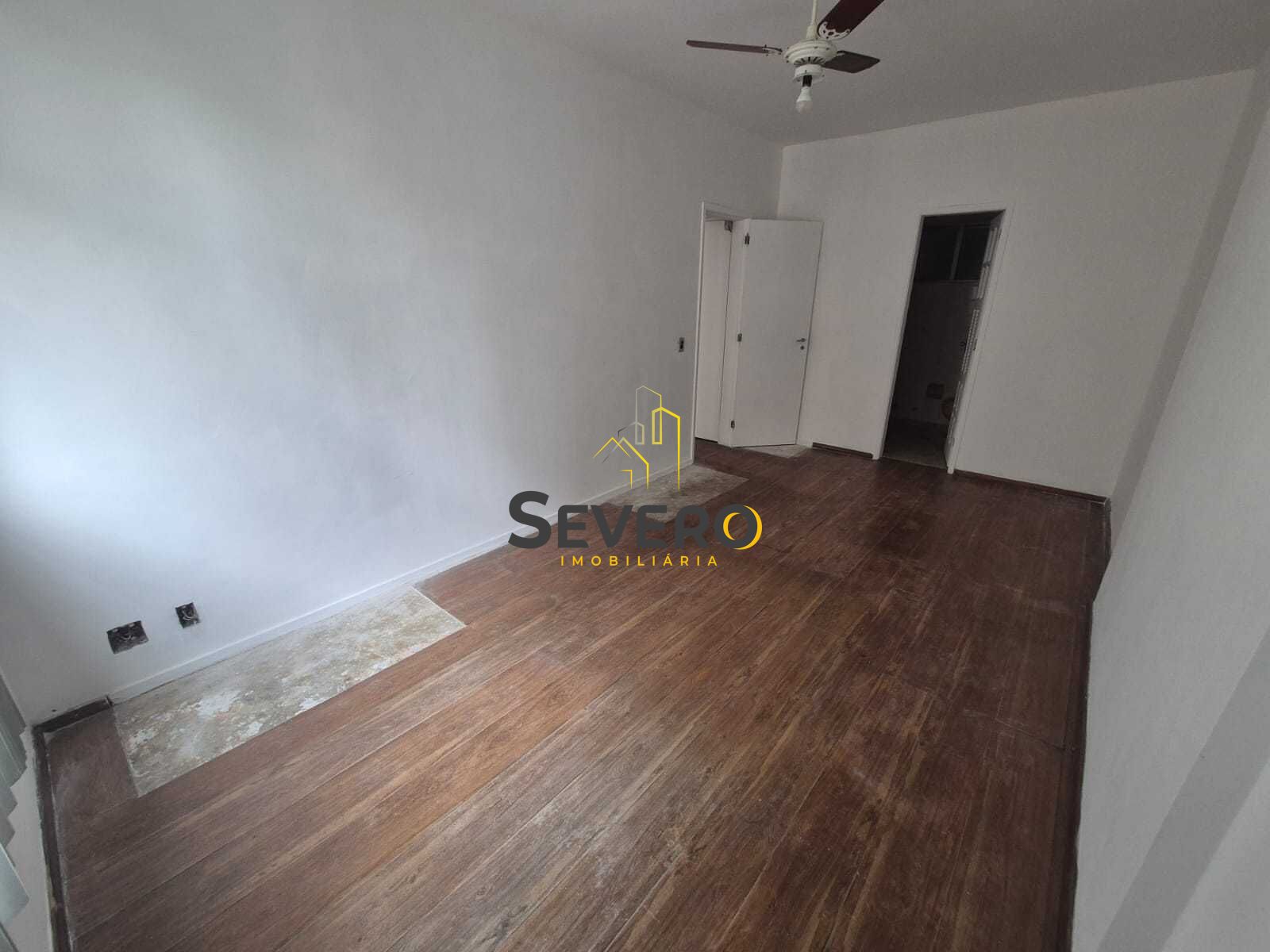 Apartamento à venda com 2 quartos, 110m² - Foto 4