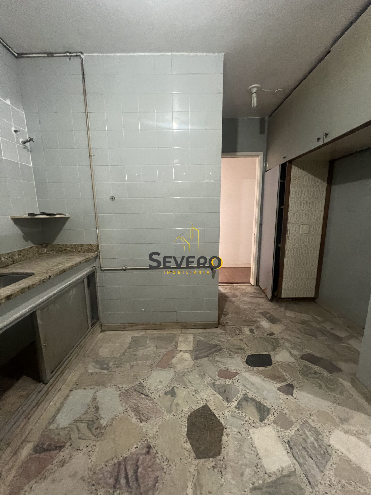 Apartamento à venda com 3 quartos, 85m² - Foto 5