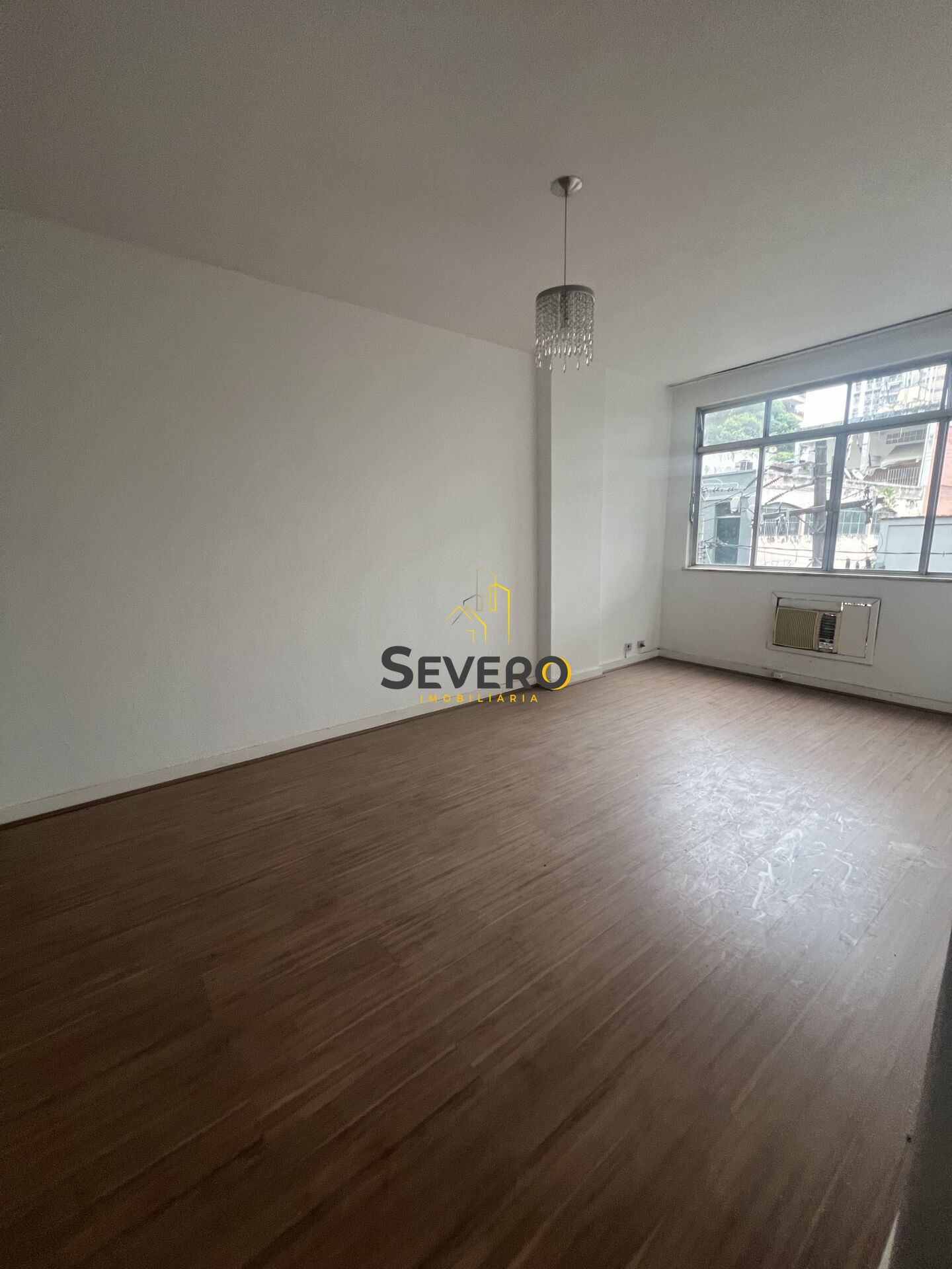 Apartamento à venda com 3 quartos, 85m² - Foto 2