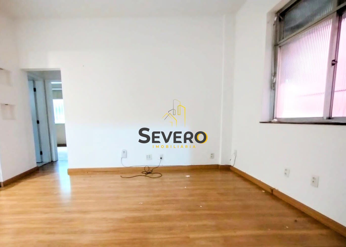 Apartamento à venda com 2 quartos, 60m² - Foto 4