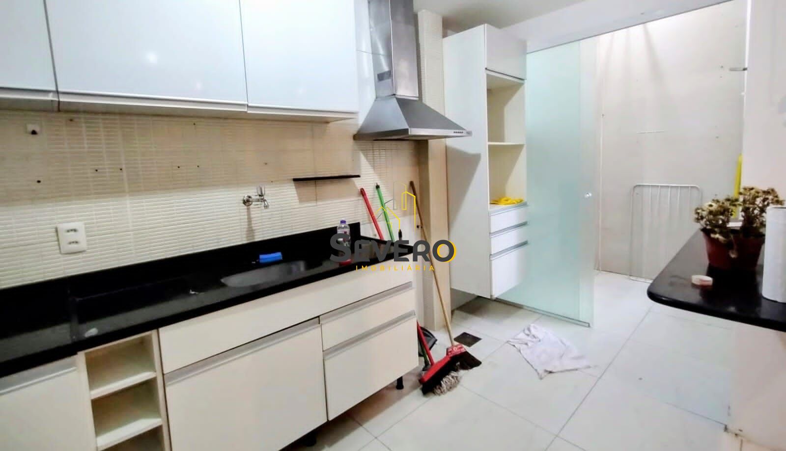 Apartamento à venda com 2 quartos, 60m² - Foto 7